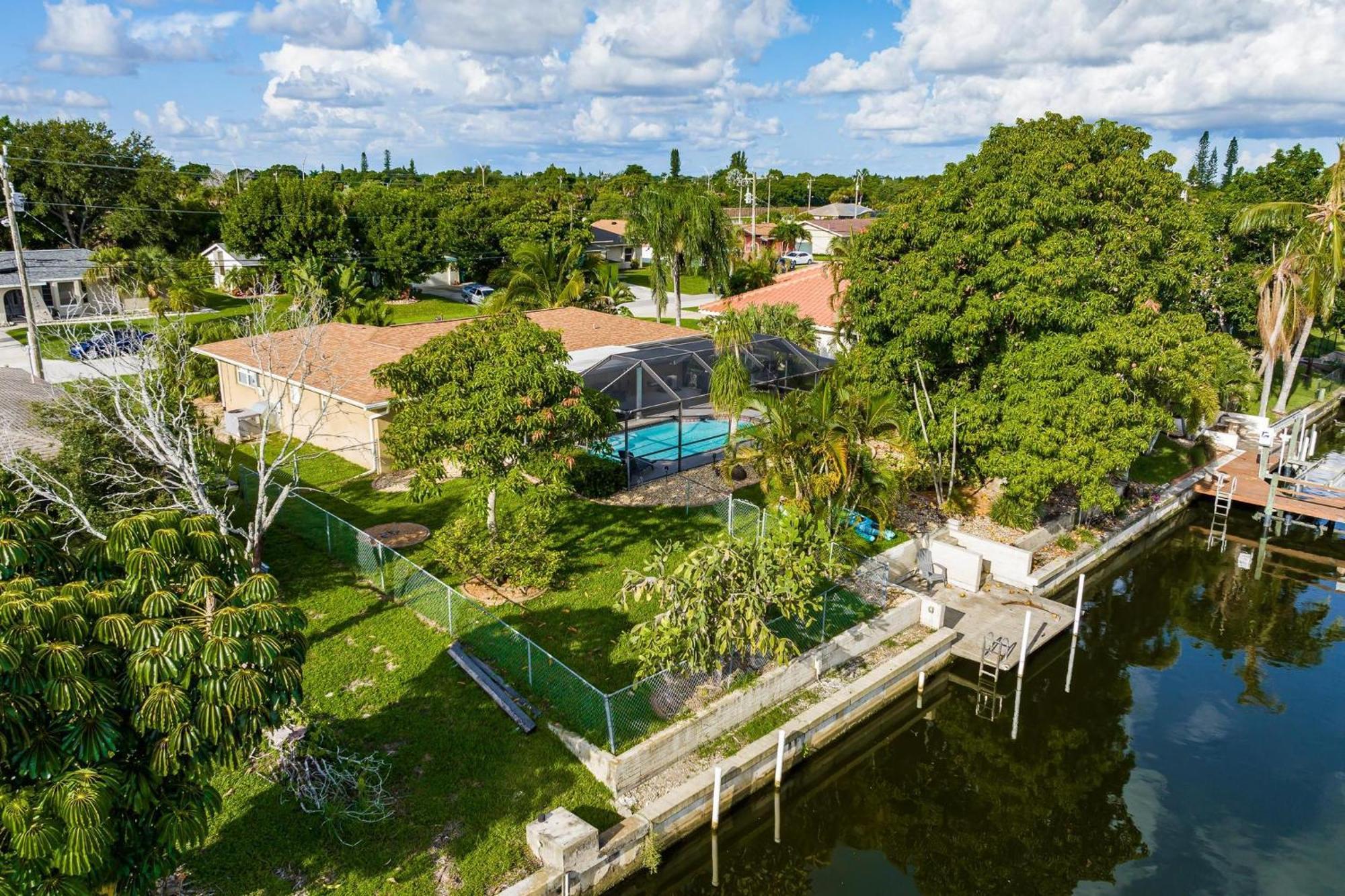 Villa Sabrina, Cape Coral Exterior photo