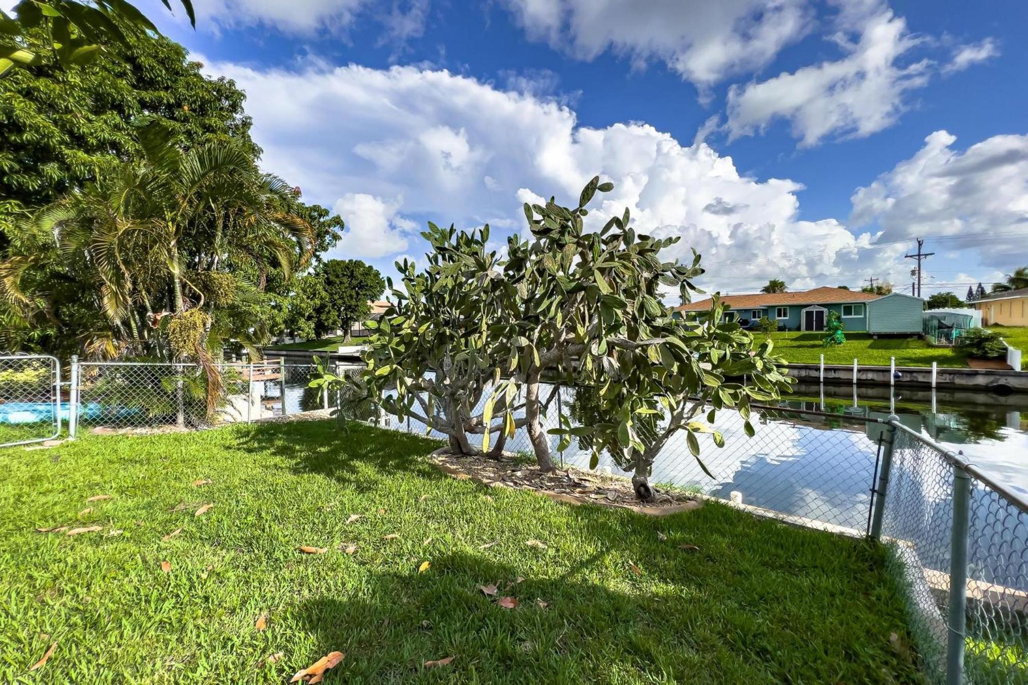 Villa Sabrina, Cape Coral Exterior photo